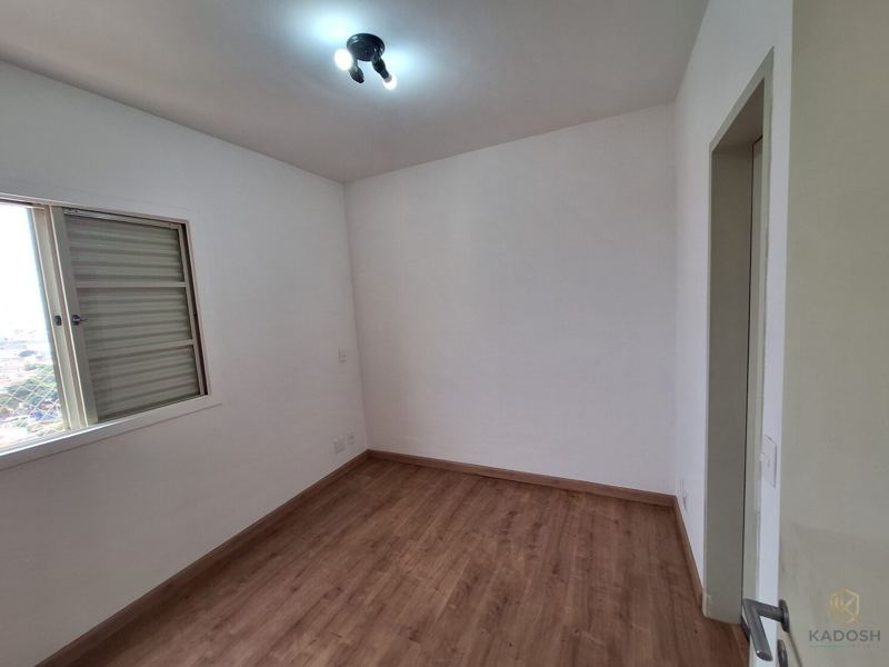 Dormitório do apartamento no Portal das Amoreiras