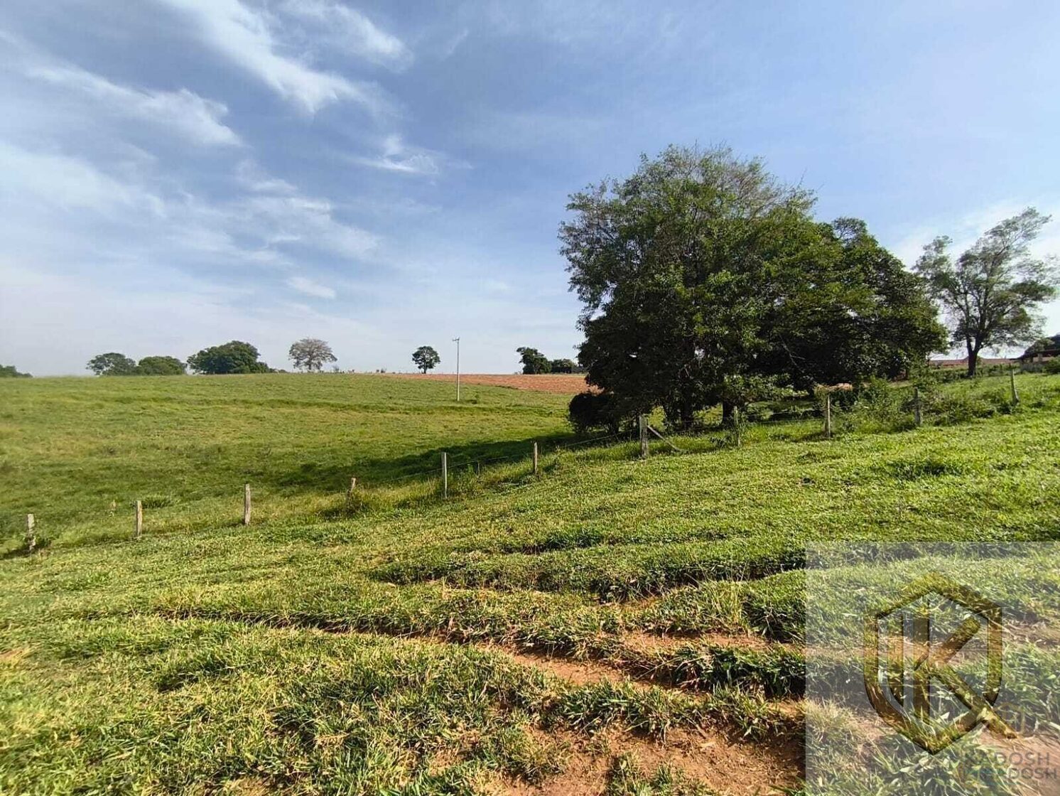 Área de 90.000 m² à venda em Jaguariúna com mina de água e potencial construtivo