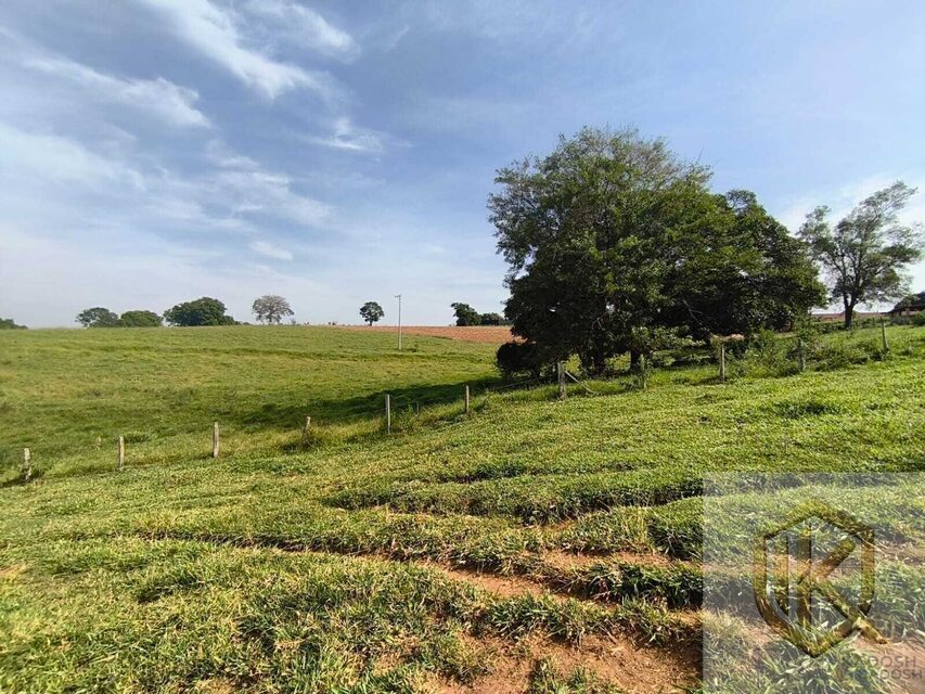 Área de 90.000 m² à venda em Jaguariúna com mina de água e potencial construtivo