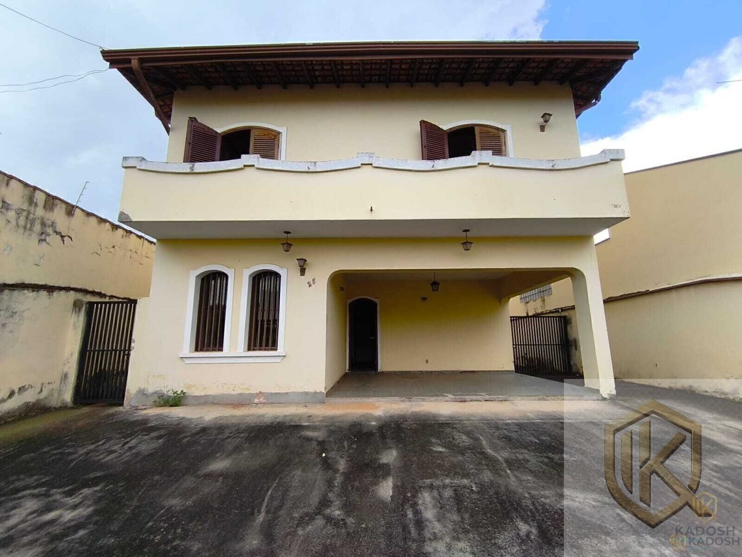Casa com 7 quartos 230m² no Jardim Santa Genebra